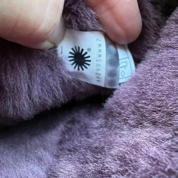 Ugg Classic Short II Metallic Port Shearling Sheepskin Women’s 9 - Picture 13 of 16